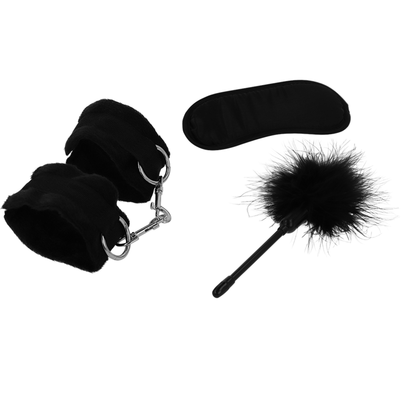 Set Erotico di INTENSE FETISH: Pelle Vegana e Piacere Puro