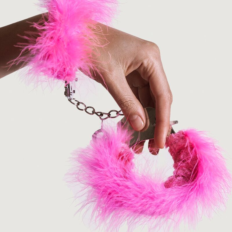 Manette in Piuma di ADRIEN LASTIC